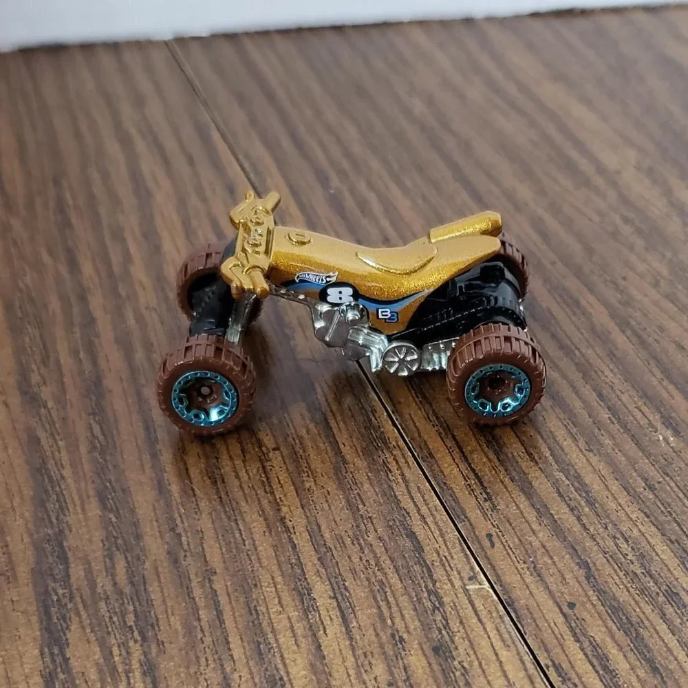 2021 Hot Wheels #2 Baja Blazers 1/10 QUAD ROD Gold w/Brown Wheels